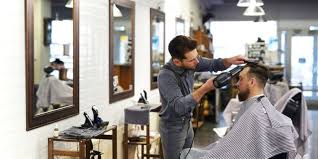 Mana aja yang wajib coba? Yang Membedakan Barbershop Dengan Pangkas Rambut Tradisional