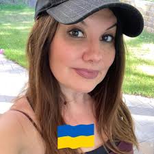 Elf-Band percussionist @sidney.hopson is gearing up for this weekend's  shows at @hollywoodbowl and @shorelineamp! Here's a little tour of his  setup. — @livenation @livenationla @livenationnorcal @blackinkpresents  @kemlaura