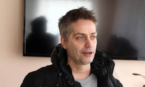 2005 óta dolgozik modellként a tanulás mellett. Beelozte A Nav Osokat Harsanyi Levente Felesege Ripost