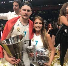 Asked austin rivers what the outside perception of mpj was as opposed to what he's learned in two weeks. Nba Buzz Luka Doncic S Mom Facebook