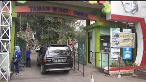 Tiket masuk umbul madiun 2021 : Madiun Umbul Square Pemandian Air Hangat Yang Pernah Mati Suri