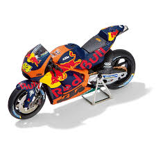 До финиша добрались 28 пилотов (стартовал 31). Red Bull Ktm Racing Team Shop Ktm Moto Gp 2017 Pol Espargaro 1 43 Nur Hier Im Redbullshop Com