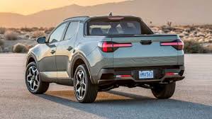 A competitor to the honda ridgeline, the santa cruz is much to the liking of travis langness from edmunds who had the opportunity to check it out in the flesh. 2022 Hyundai Santa Cruz Pickup Truck Makes Global Debut