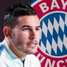 Der neue spieler und hoffnungsträger von real madrid, theo hernandez, sollte bei seiner offiziellen vorstellung seine . Rekordverteidiger Funf Fakten Uber Lucas Hernandez