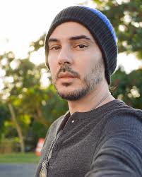 Feliz lunes a tod@s, que tengan una semana bendecida 🤟