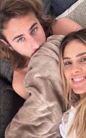Carolina Dieckmmann celebra aniversário do primogênito em homenagem