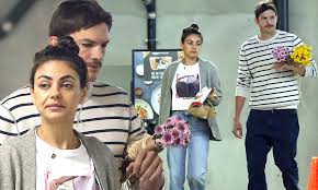 Oct 17, 2019 · milena markovna kunis was born on aug. Mila Kunis Goes Makeup Free As She Steps Out With Ashton Kutcher To Buy Flowers In Los Angeles Daily Mail Online