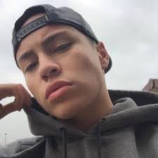 Natalie Sowder's Instagram, Twitter & Facebook