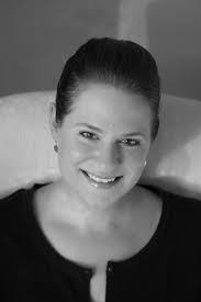 Laura Daugherty's Instagram, Twitter & Facebook