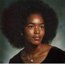9 Flawless Photos That Prove Angela Bassett S Melanin Is Not Of This World Black Beauties Natural Hair Styles Beautiful Black Women
