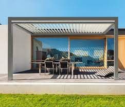 Pergola luxembourg / pergola évolutive: Pergola Au Luxembourg Amenagement Jardin Entreprise Parcs Et Jardins
