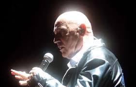 Tavasszal, a járvány első hullámában még azt mondta, a koronavírus csak egy. Lebetegedett A Fel Edda Pataky Attila Allapota A Legsulyosabb Edda Val A Virus Korul Varosi Kurir