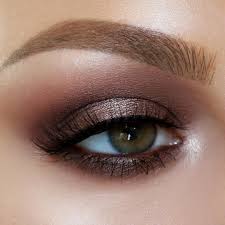Pat Mcgrath Labs Mthrshp Subliminal Platinum Bronze Eyeshadow Palette Sultry Bronze Smokey Eye Makeup Look Using Mthrshp Subliminal Platinum Bronze Eyeshadow Palette A Coll Bronze Smokey Eye Smokey Eye Makeup Bronze Eye Makeup