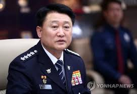 2006년 국무회의에서 전두환, 노태우 두 전직 대통령 등 3년이상 형을 선고받은 176명의 서훈을 취소하고, 훈장 등을 환수키로 의결했다. ì „ë'í™˜ ë…¸íƒœìš° ì‚¬ì €ê²½ë¹„ ë‚´ë…„ ì² ìˆ˜ ì˜¬í•´ 20 ê°ì¶• ì¢…í•©2ë³´ ì—°í•©ë‰´ìŠ¤