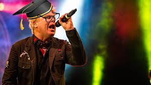 Bryan keith dexter holland is an american musician who is the lead vocalist, rhythm guitarist, and primary songwriter of the american. The Offspring S Dexter Holland Now Has A Ph D In Molecular Biology Music Feeds
