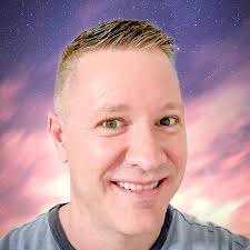 Christopher Ecklund's Instagram, Twitter & Facebook