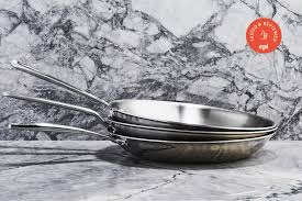 The best stainless steel cookware is made from high quality 18/10 stainless and has an aluminum core (for great heat conduction), but is completely encased in stainless steel. The 3 Best Frying Pans And Stainless Steel Skillets 2020 Epicurious