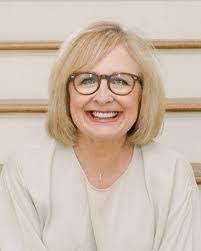 Tammy Bunnell's Instagram, Twitter & Facebook