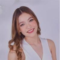 Aimee Coronado's Instagram, Twitter & Facebook