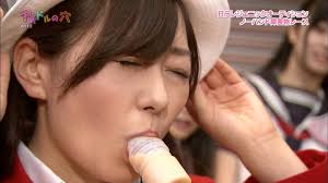 芸能人の普段のフェラ顔がわかるｗｗｗｗｗ擬似フェラ画像40枚 | エロログZ