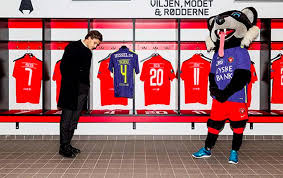 Check out his latest detailed stats including goals, assists, strengths & weaknesses and match ratings. Erik Sviatchenko Om Krise I Kobenhavn Det Var Som Om Jeg Gav Slip Der Euroman