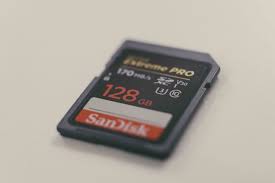 We compared the two sandisk sd cards for you so you can pick the right one. Sandisk Extreme Vs Extreme Pro Everything You Need To Know