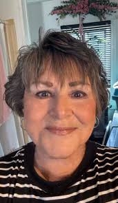 Tracy's haircut looks different. She cut it again. great look for our  lovely Tracy?