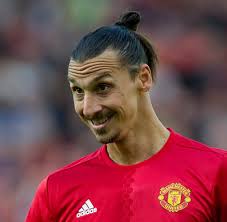 Fiery soccer star zlatan ibrahimovic has captivated fans with his superb skills and outlandish fiery swedish soccer player zlatan ibrahimovic became one of europe's top strikers while starring for. Zlatan Ibrahimovic Findet Eine Statue Zu Wenig Der Ehre Welt