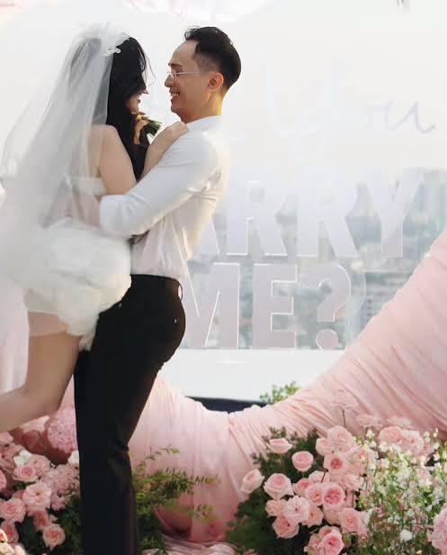 "Bà trùm nông sản" 10 triệu người theo dõi được cầu hôn