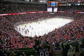 Read the latest news, headlines and standings with the edmonton oilers. 2016 17 Oilers Schedule Released Seasons Kicks Off At Home Versus Calgary On October 12 The Copper Blue