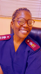 📢 Prof Nicholas Crisp, DDG of NHI, met with Executive Forecast to address  concerns raised by many South Africans about the future of healthcare.  Here's what he tackled during the meeting: 🔴