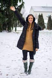 Snow Day Look With Hunter Boots Affordable Lifestyle Blog Simple Winter Outfits Winter Fashion Casual Casual Winter Outfits