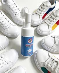 Espuma que limpia, protege y revive tus zapatos… sin una gota de agua. #FoamCleaner #LimpiezaSinEnjuague #MrShoes #ZapatosLimpios #CuidadoDelCalzado #LimpiezaProfunda #ShoeCare #AntesYDespués #LimpiezaExpress”