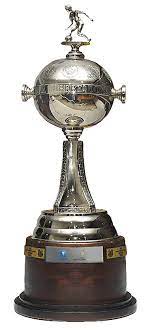 Torneo a nivel de clubes. Conmebol Copa Libertadores Woman Trophy Trofeu Futebol Trofeu Cartazes Vintage