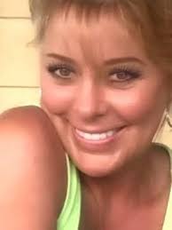 Michelle Barrett's Instagram, Twitter & Facebook