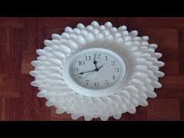 Haz una linda caja corazón de cartón reciclado. Reloj Con Materiales Reciclados Diy Paso A Paso