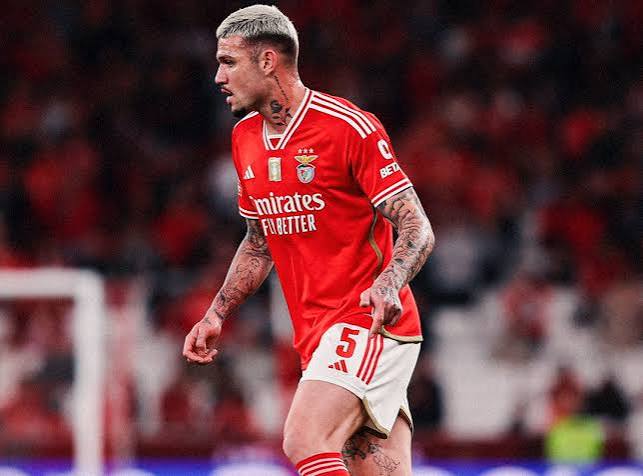 Ex-S&atilde;o Paulo, zagueiro Morato se solidifica como lateral esquerdo no Benfica - V&iacute;deo