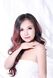 Bằng kiều có cuộc sống bình yên trong ngôi nhà vườn tại mỹ. Kho Nháº­n Ra Co Xuyáº¿n Hoang Yáº¿n Háº­u Pháº«u Thuáº­t Tháº©m Má»¹