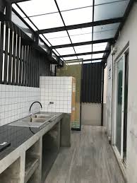 สร างพ นห องคร วให โดดเด งสวยงามก บกระเบ องลายสวย homify ห องคร วเร ยบง าย ห องคร วชนบท คร วส ขาว