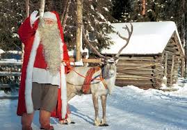 Comme le natalis dies des romains a formé noël, c'est aussi la célébration du solstice d'hiver qui est à l'origine du nom de noël dans les pays scandinaves. Le Pere Noel Vit Il Vraiment En Laponie Revelations