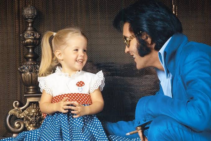 Lisa Marie Presley's trauma over deaths of dad Elvis and son Benjamin  revealed in posthumous memoir - BBC News