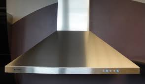 Amazingly effective filtration from faber. Faber Clas30ss600b 30 Inch Classica Wall Mount Range Hood With Internal Blower 3 Speed Led Electronic Controls 2 Halogen Lights Dishwasher Safe Grease Filters And 6 Round Ducting 600 Cfm