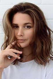 Frisuren Fur Ovale Gesichter Mittellanger Haarschnitt Frisuren Ovales Gesicht Ovales Gesicht