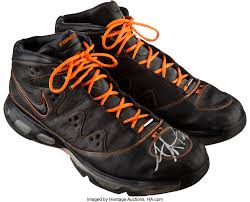 2007 Amar E Stoudemire Game Worn Signed Phoenix Suns Sneakers Lot 57793 Heritage Auctions