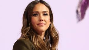 Jessica alba was born in pomona, california, u.s. Jessica Alba Promiflash De
