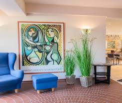 Heutzutage erkennt man dies daran, dass in den meisten häusern ein fernsehgerät im wohnzimmer steht. Hotel Burger Ihr Familiengefuhrtes Hotel Im Herzen Von Siegen