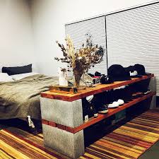 ベッド周り 無印良品ベッド 2 4 2 4材 2 4材でdiy などのインテリア実例 2018 11 09 08 40 00 roomclip ルームクリップ インテリア 収納 インテリア 家具 インテリア