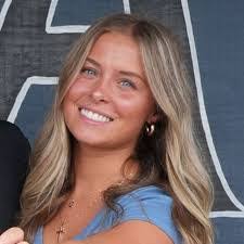 Emily Cheek's Instagram, Twitter & Facebook