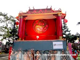 You don't need expensive and complicated wizardry to create a beautiful and interesting float. It Was Attractively Colorful And The Creative Float Design And Decorations Was Fabulous Live Life And Love
