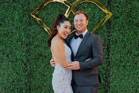 From drinking water on an empty stomach to a nutritious smoothie. Here Is What You Should Know About Cassey Ho S Husband Sam Livits Ecelebritymirror
